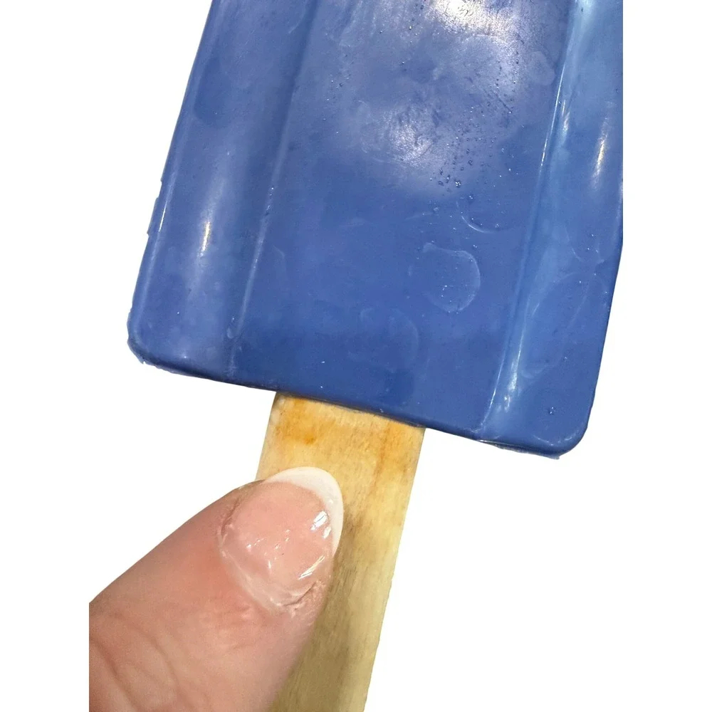 Le Creuset Blue Silicone‎ Spatulas with Wood Handles Set of 2 Kitchen Tools